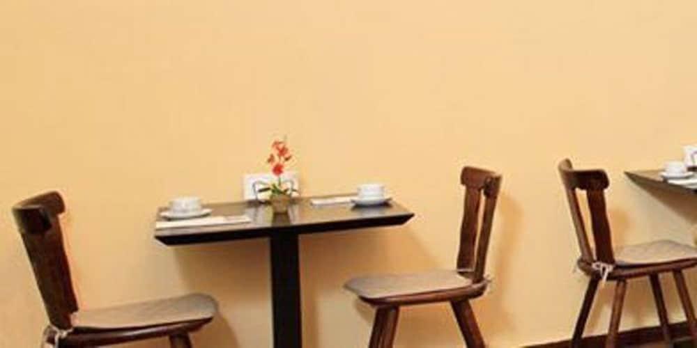 Hotel-Pension Cortina Berlin Dış mekan fotoğraf